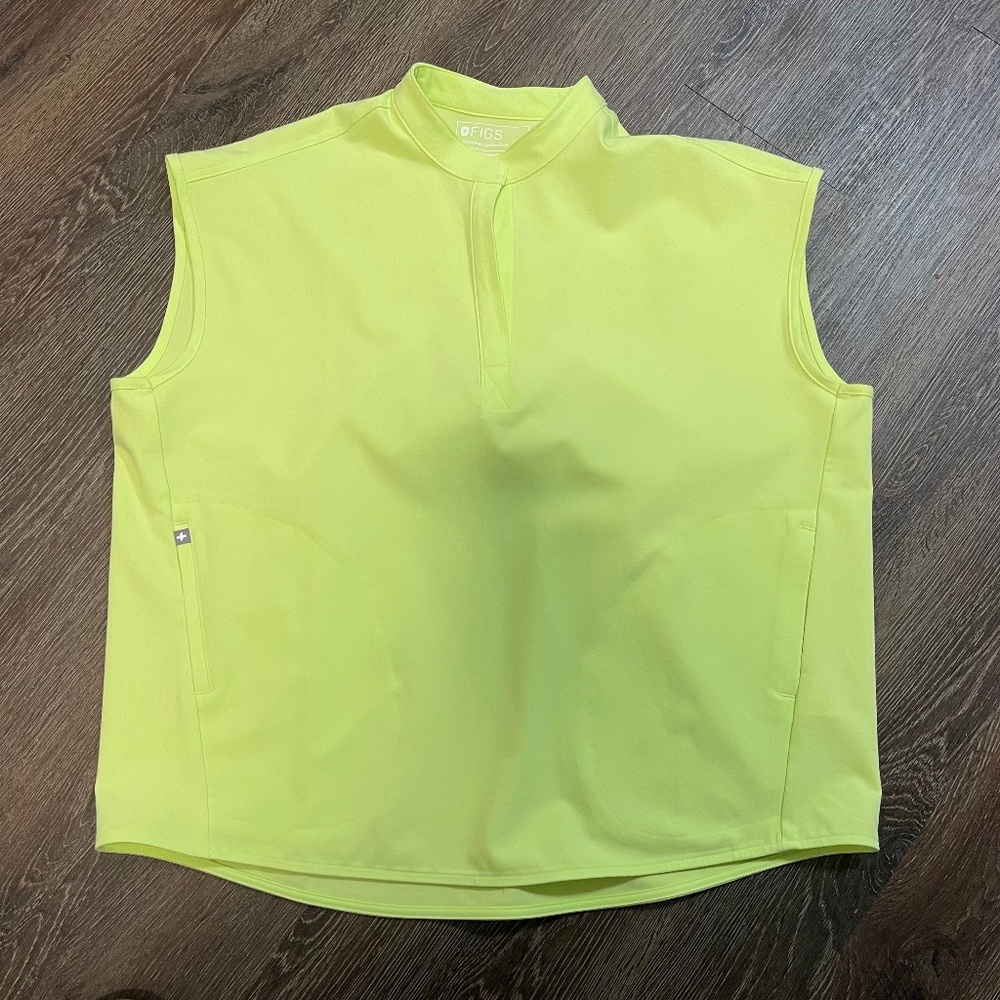 Lime Figs Scrub Top